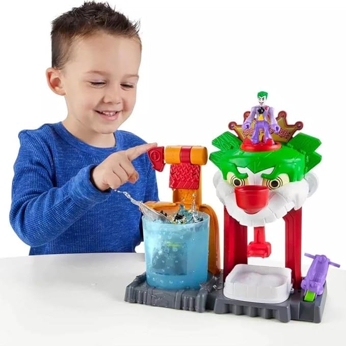 Imaginext DC Super Friends Joker Funhouse Colour Changing Playset