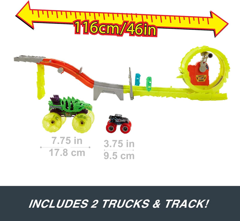 Hot Wheels Monster Trucks Charge & Chase Challenge