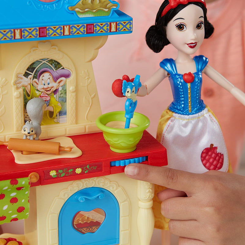 Disney Princess Snow Whites Stir & Bake Kitchen